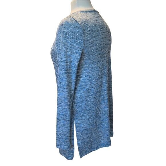 Apt 9 Blue & Gray W/ Silver Metallic Threads Long Sleeve light Weight V neck top - Picture 3 of 7